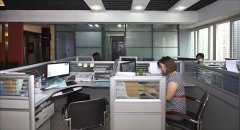 益記財(cái)務(wù)公司同事工作一角